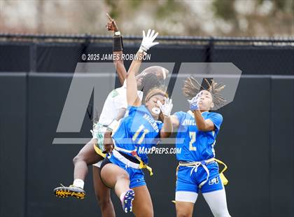 Thumbnail 1 in Choctawhatchee vs Mainland (Jaguars Preseason Classic) photogallery.