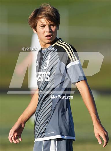 null - Photo 01