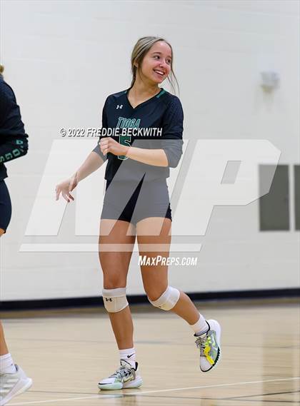 Thumbnail 1 in Tioga vs. Valley View (Denison Invitational Showcase) photogallery.