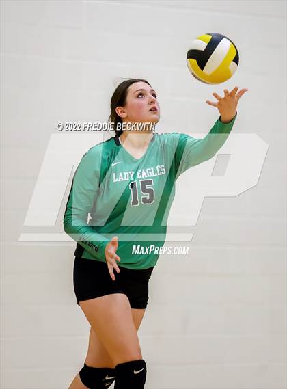 Thumbnail 2 in Tioga vs. Valley View (Denison Invitational Showcase) photogallery.