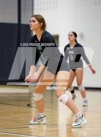 Thumbnail 3 in Tioga vs. Valley View (Denison Invitational Showcase) photogallery.