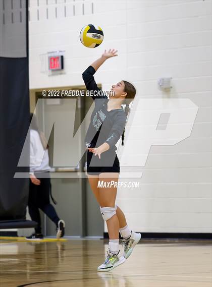 Thumbnail 2 in Tioga vs. Valley View (Denison Invitational Showcase) photogallery.