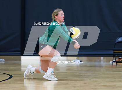 Thumbnail 2 in Tioga vs. Valley View (Denison Invitational Showcase) photogallery.