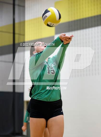 Thumbnail 3 in Tioga vs. Valley View (Denison Invitational Showcase) photogallery.