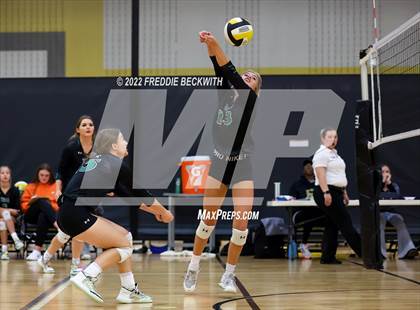 Thumbnail 2 in Tioga vs. Valley View (Denison Invitational Showcase) photogallery.