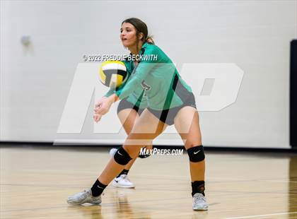 Thumbnail 1 in Tioga vs. Valley View (Denison Invitational Showcase) photogallery.