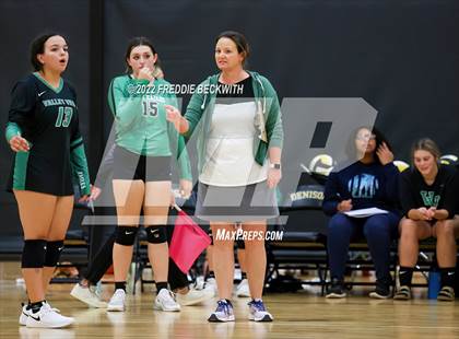 Thumbnail 2 in Tioga vs. Valley View (Denison Invitational Showcase) photogallery.