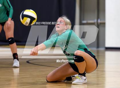 Thumbnail 2 in Tioga vs. Valley View (Denison Invitational Showcase) photogallery.