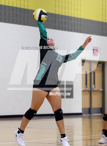 Thumbnail 3 in Tioga vs. Valley View (Denison Invitational Showcase) photogallery.