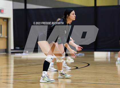 Thumbnail 2 in Tioga vs. Valley View (Denison Invitational Showcase) photogallery.