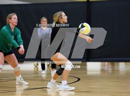 Thumbnail 3 in Tioga vs. Valley View (Denison Invitational Showcase) photogallery.