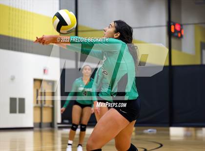 Thumbnail 2 in Tioga vs. Valley View (Denison Invitational Showcase) photogallery.