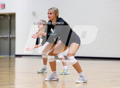 Thumbnail 3 in Tioga vs. Valley View (Denison Invitational Showcase) photogallery.