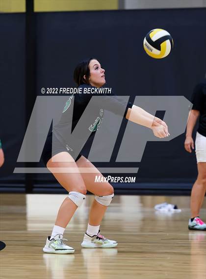 Thumbnail 1 in Tioga vs. Valley View (Denison Invitational Showcase) photogallery.