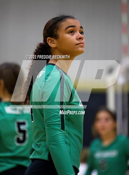 Thumbnail 3 in Tioga vs. Valley View (Denison Invitational Showcase) photogallery.