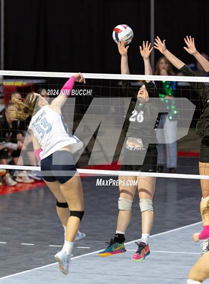 Thumbnail 2 in Philip Barbour vs. Wyoming East (WVSSAC Class AA Quarterfinal) photogallery.