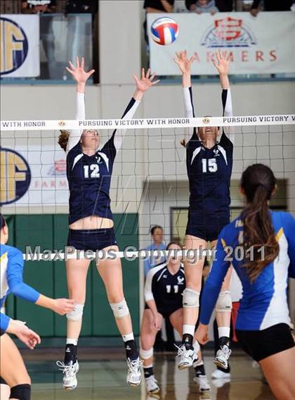 Thumbnail 3 in La Costa Canyon vs. Presentation (CIF State D2 Final) photogallery.