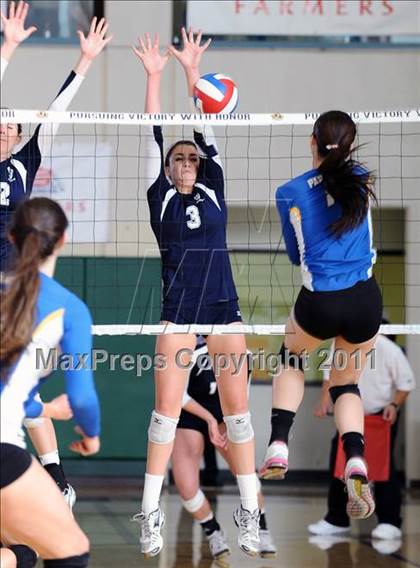 Thumbnail 2 in La Costa Canyon vs. Presentation (CIF State D2 Final) photogallery.