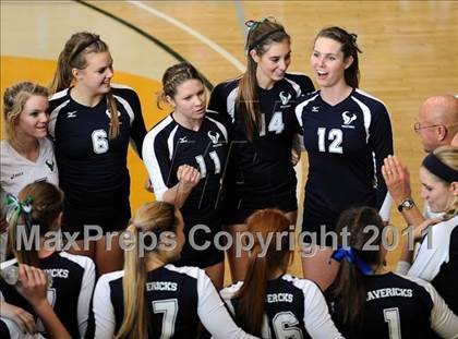 Thumbnail 3 in La Costa Canyon vs. Presentation (CIF State D2 Final) photogallery.