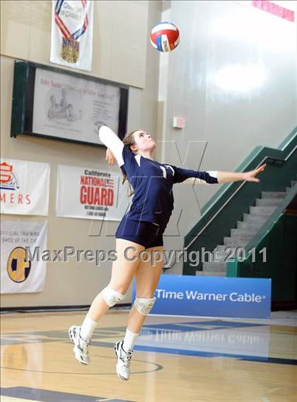 Thumbnail 2 in La Costa Canyon vs. Presentation (CIF State D2 Final) photogallery.
