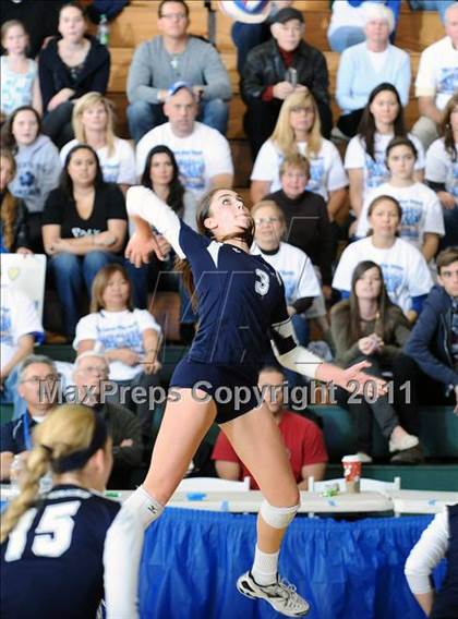 Thumbnail 2 in La Costa Canyon vs. Presentation (CIF State D2 Final) photogallery.