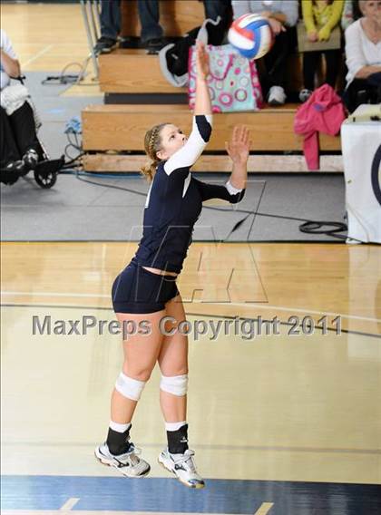 Thumbnail 2 in La Costa Canyon vs. Presentation (CIF State D2 Final) photogallery.
