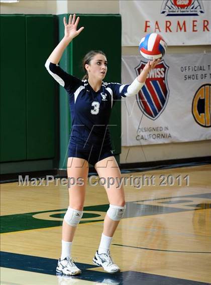 Thumbnail 1 in La Costa Canyon vs. Presentation (CIF State D2 Final) photogallery.