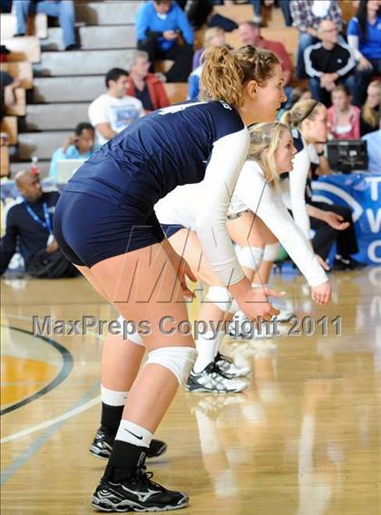 Thumbnail 1 in La Costa Canyon vs. Presentation (CIF State D2 Final) photogallery.