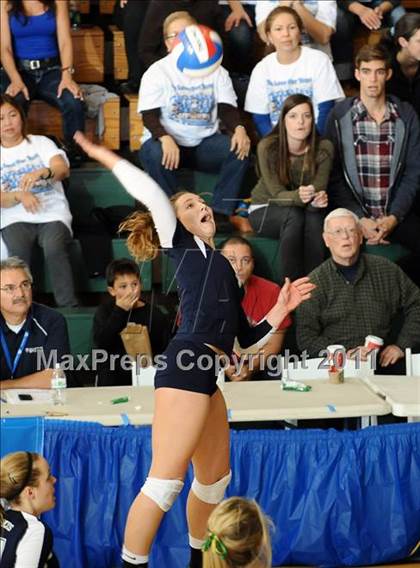 Thumbnail 1 in La Costa Canyon vs. Presentation (CIF State D2 Final) photogallery.