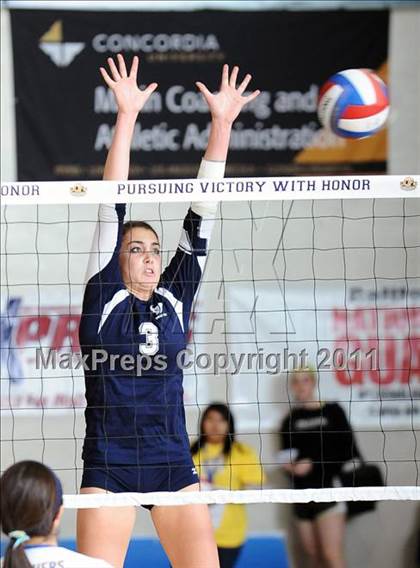 Thumbnail 2 in La Costa Canyon vs. Presentation (CIF State D2 Final) photogallery.