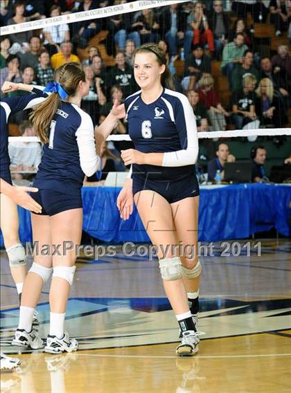 Thumbnail 1 in La Costa Canyon vs. Presentation (CIF State D2 Final) photogallery.