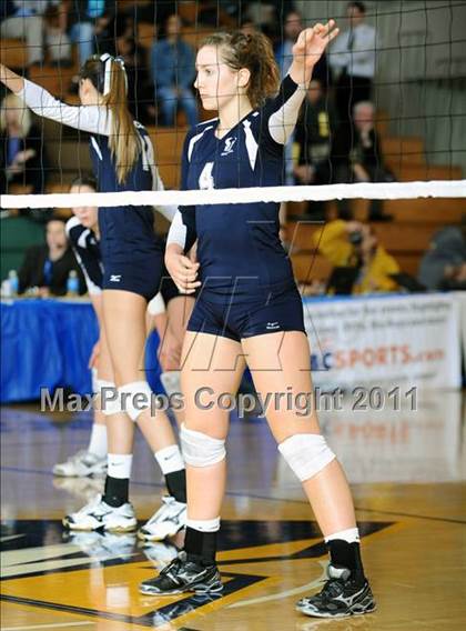 Thumbnail 1 in La Costa Canyon vs. Presentation (CIF State D2 Final) photogallery.