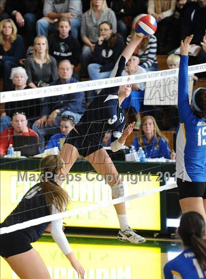 Thumbnail 2 in La Costa Canyon vs. Presentation (CIF State D2 Final) photogallery.