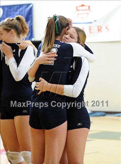 Thumbnail 3 in La Costa Canyon vs. Presentation (CIF State D2 Final) photogallery.