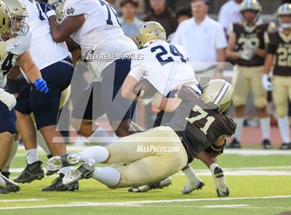 Thumbnail 3 in Notre Dame (SO) vs St Francis photogallery.