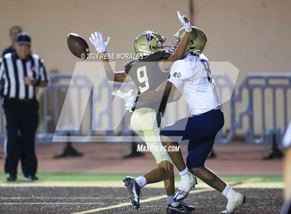 Thumbnail 3 in Notre Dame (SO) vs St Francis photogallery.