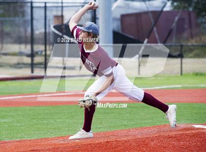 Thumbnail 2 in E.D. White @ Terrebonne (Scrimmage) photogallery.
