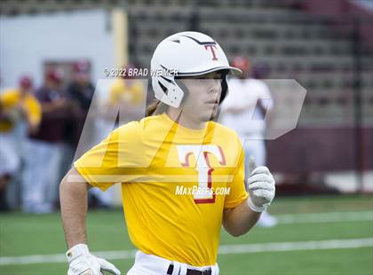 Thumbnail 1 in E.D. White @ Terrebonne (Scrimmage) photogallery.