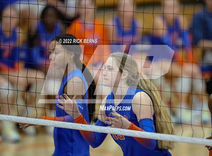 Thumbnail 3 in Grand Oaks vs College Park photogallery.