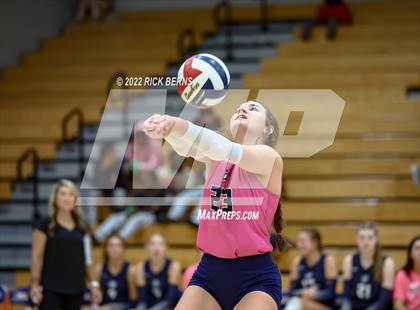 Thumbnail 1 in Grand Oaks vs College Park photogallery.