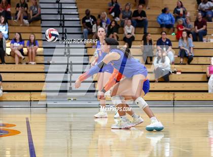 Thumbnail 3 in Grand Oaks vs College Park photogallery.