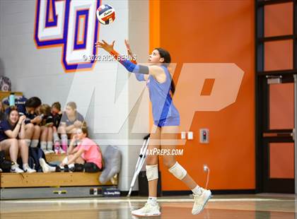Thumbnail 3 in Grand Oaks vs College Park photogallery.