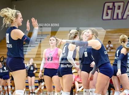 Thumbnail 2 in Grand Oaks vs College Park photogallery.