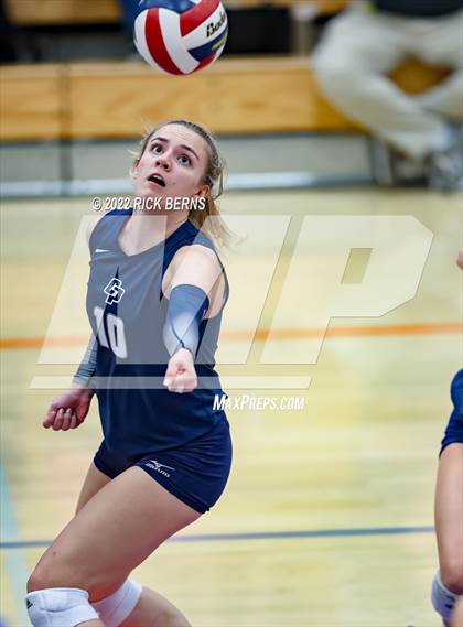 Thumbnail 3 in Grand Oaks vs College Park photogallery.