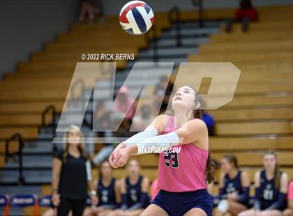 Thumbnail 3 in Grand Oaks vs College Park photogallery.