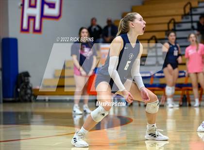 Thumbnail 2 in Grand Oaks vs College Park photogallery.