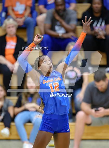 Thumbnail 3 in Grand Oaks vs College Park photogallery.