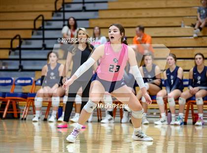 Thumbnail 1 in Grand Oaks vs College Park photogallery.