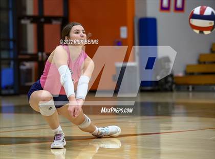 Thumbnail 3 in Grand Oaks vs College Park photogallery.