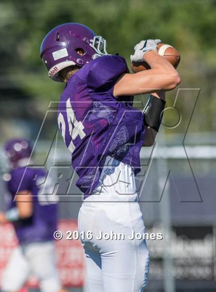 Thumbnail 2 in St. Peter's Prep vs Rumson-Fair Haven (Scrimmage) photogallery.